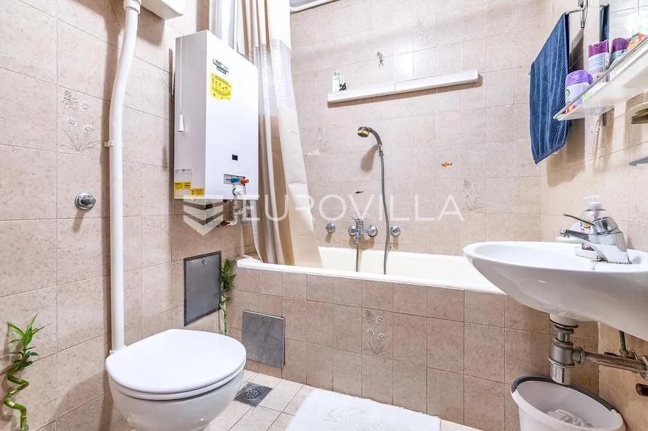 zagreb, maksimir, komforan četverosoban stan 120 m² - slika 6