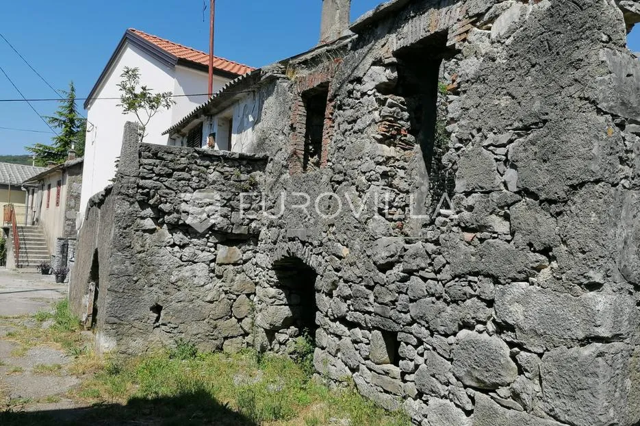 podklilavac, dražice, dvije starine za renovaciju - slika 5