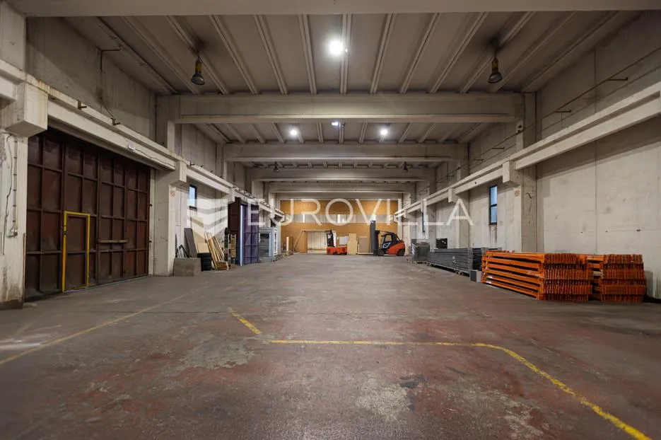 kukuljanovo, industrijski kompleks s dvije hale, zemljište 4,435 m² - slika 8