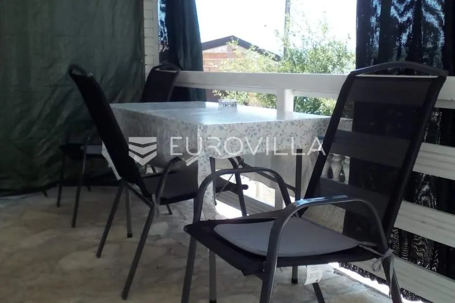 gornji karin, šušnjar, kuća s tri odvojena stana s predivnim pogledom na more - slika 10