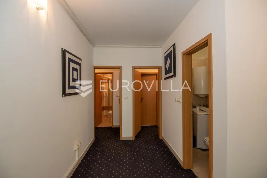zagreb, lučko, skladišni poslovni prostor sa stambenim dijelom, 1.247 m² - slika 3