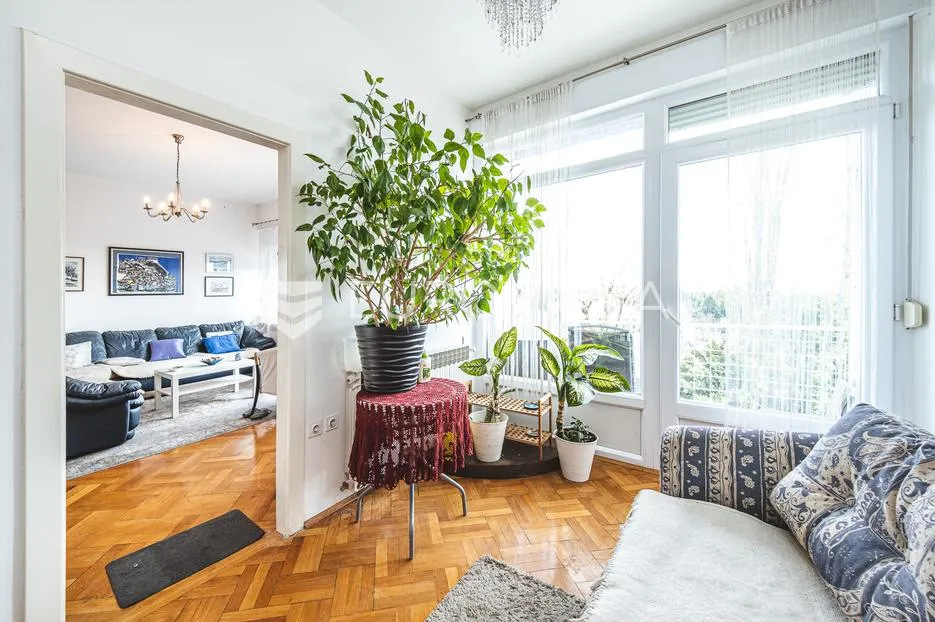 zagreb, pantovčak, prostrana obiteljska kuća 400 m² na parceli 735 m², prekrasan pogled - slika 28