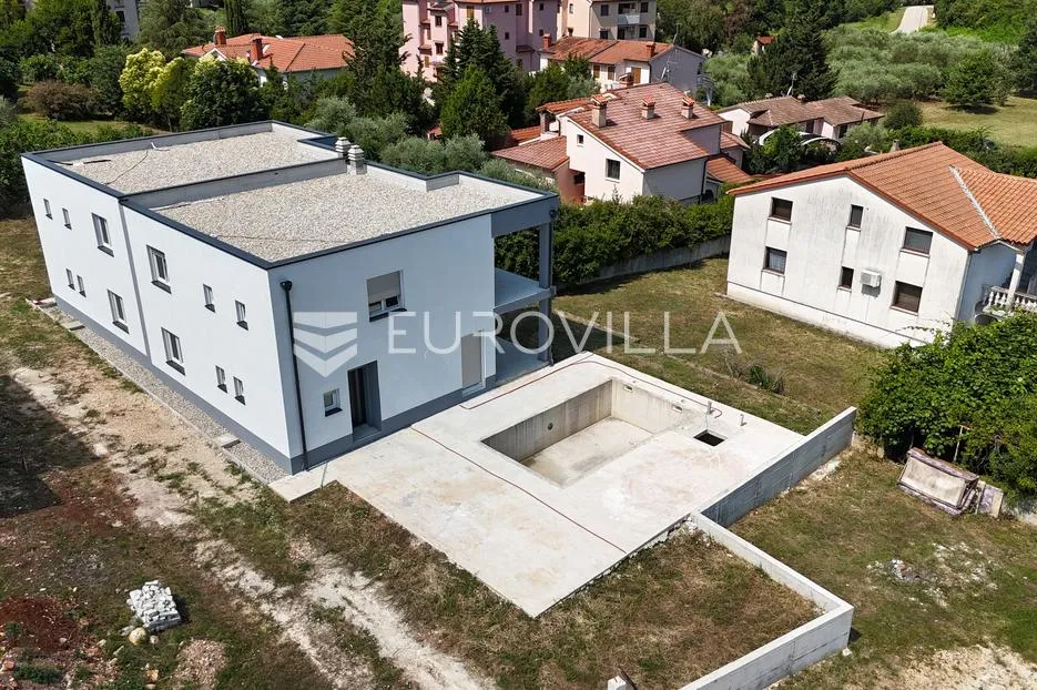 istra, poreč, ekskluzivna dvojna vila vrhunske kvalitete s bazenom i wellnessom - slika 7