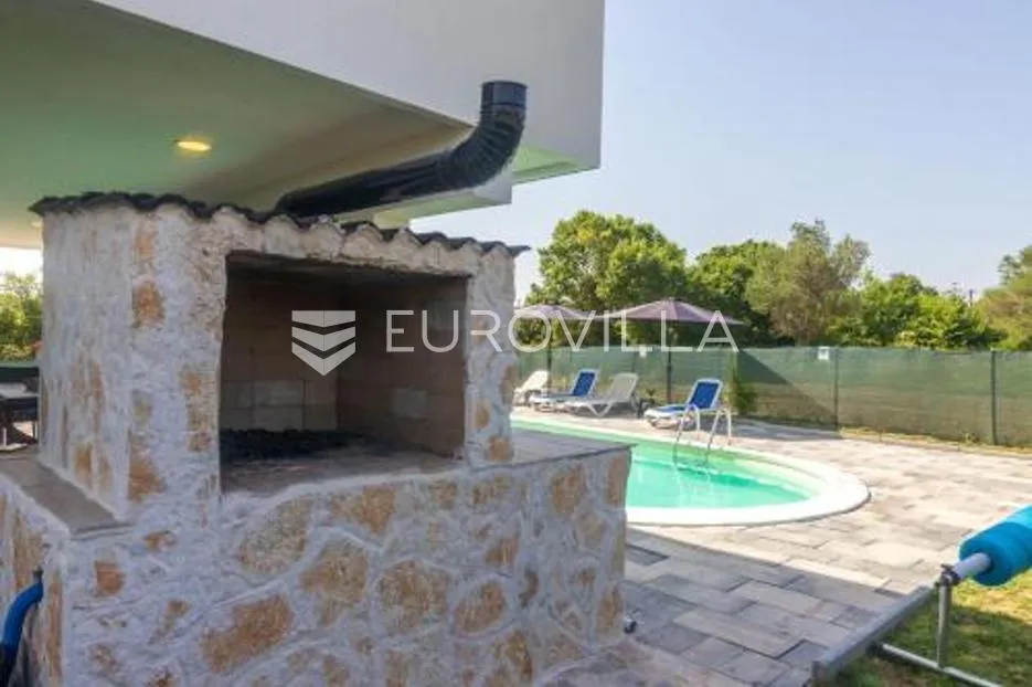 zadar, suhovare, moderna vila na mirnoj lokaciji - slika 3