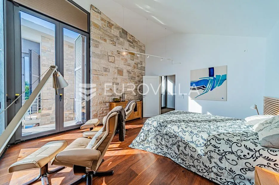 otok korčula, vela luka, villa prvi red uz more - slika 52