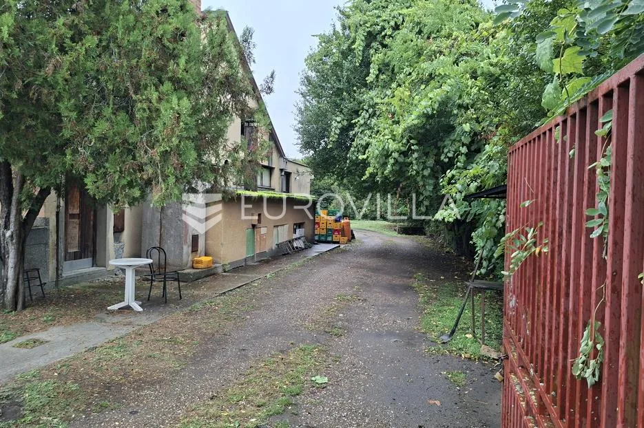 okučani, ugostiteljski objekt 576 m² na zemljištu od 2.225 m² - slika 8