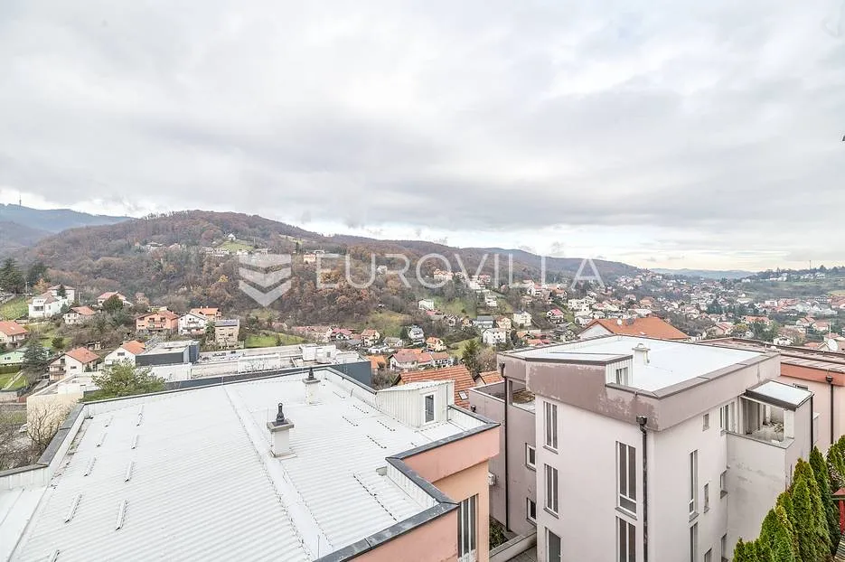zagreb, gračani trosoban stan 159 m2, parking - slika 10