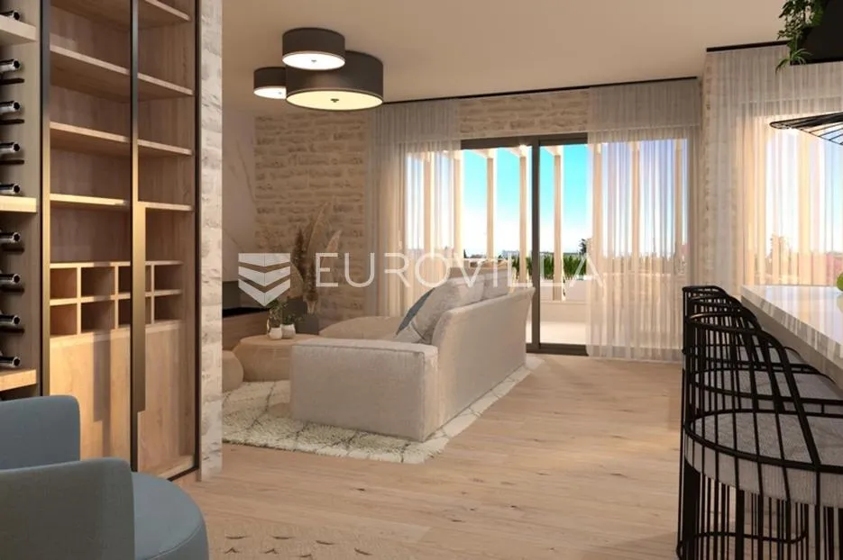 split, prekrasan penthouse s pogledom na more i grad - slika 45