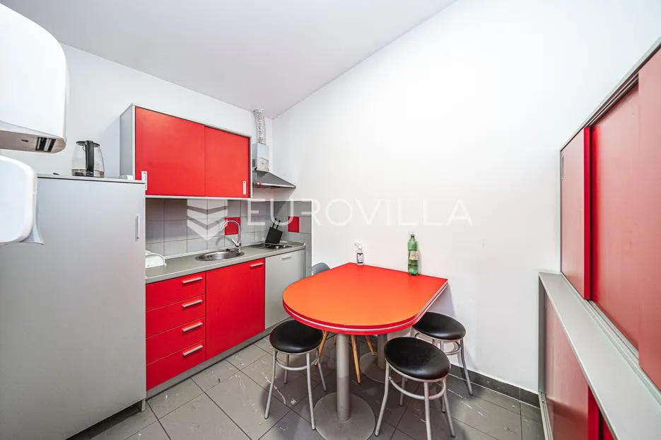 zagreb, jankomir, poslovni prostor/ured 191 m² na odličnoj lokaciji - slika 10