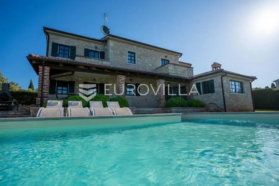 Istra, Sveti Lovreč, kamena vila 269 m2 s bazenom, velikim vrtom i pogledom na more - Rajki, Sveti Lovreč Pazenatički