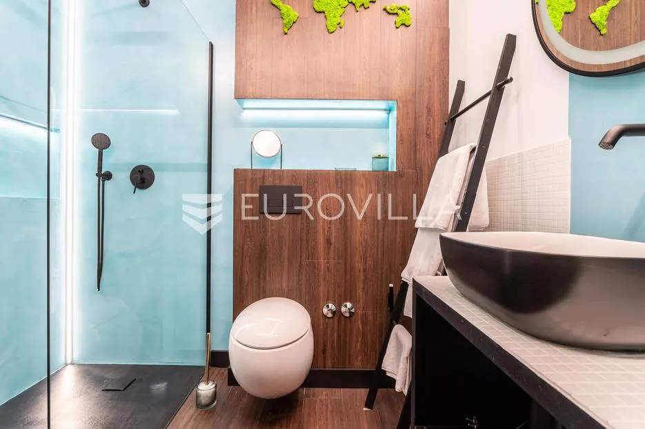 podstrana, apartmanska vila s bazenom i krovnom terasom - slika 4