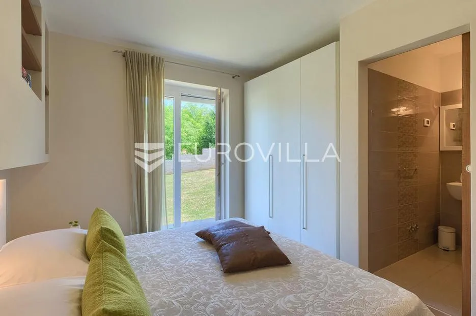 labin, kršan, prekrasna samostojeća kuća s bazenom na prostranom zemljištu od 4261 m²,mirna lokacija - slika 18