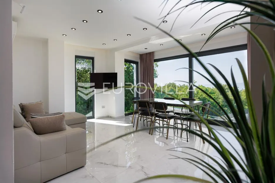 rijeka, kostrena, paveki villa s 2 stana, pomoćnim objektom i bazenom, 279 m² - slika 17