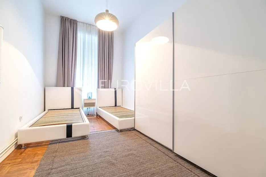 zagreb, medvešćak prekrasan trosoban stan 75 m² - slika 5