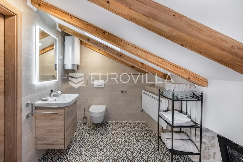 istra, umag, autentična istarska kamena kuća 260 m², okružena zelenilom, 1349 m² okućnice - slika 52