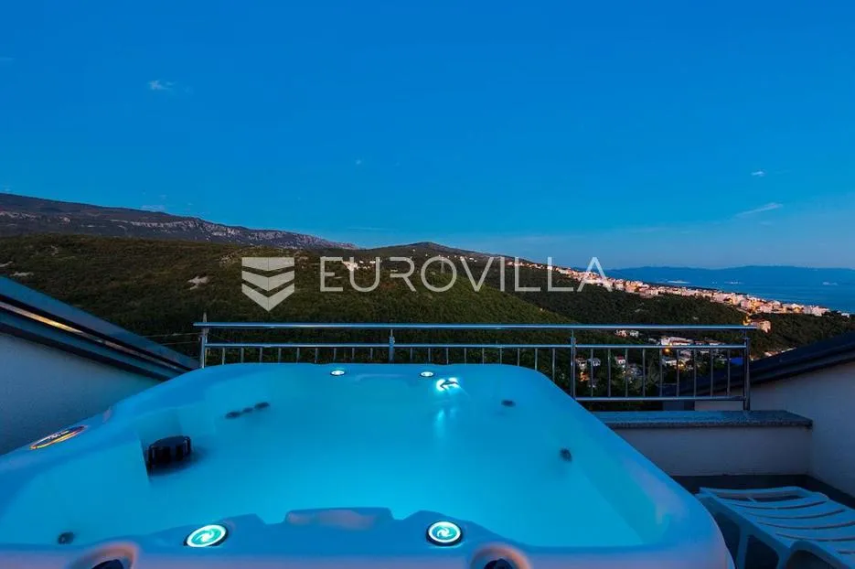 crikvenica, eksluzivni četverosobni penthouse neto korisne površine od 145 m² s parkingom - slika 19