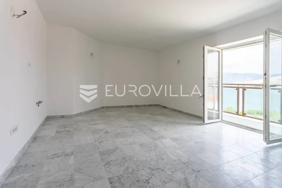 pag, trosoban apartman s2 uz more 75 m² novogradnja - slika 2