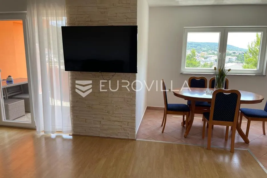 rab, barbat, dvosoban stan 200 m od mora - slika 10