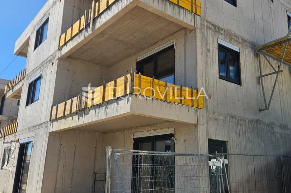 kaštel stari, stan s pogledom na more 61,5 m² s ostavom i natkriveni parking - slika 5