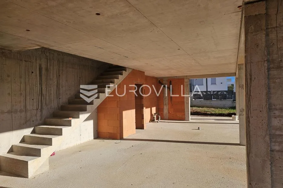 istra, poreč, moderna vila u blizini mora - slika 4