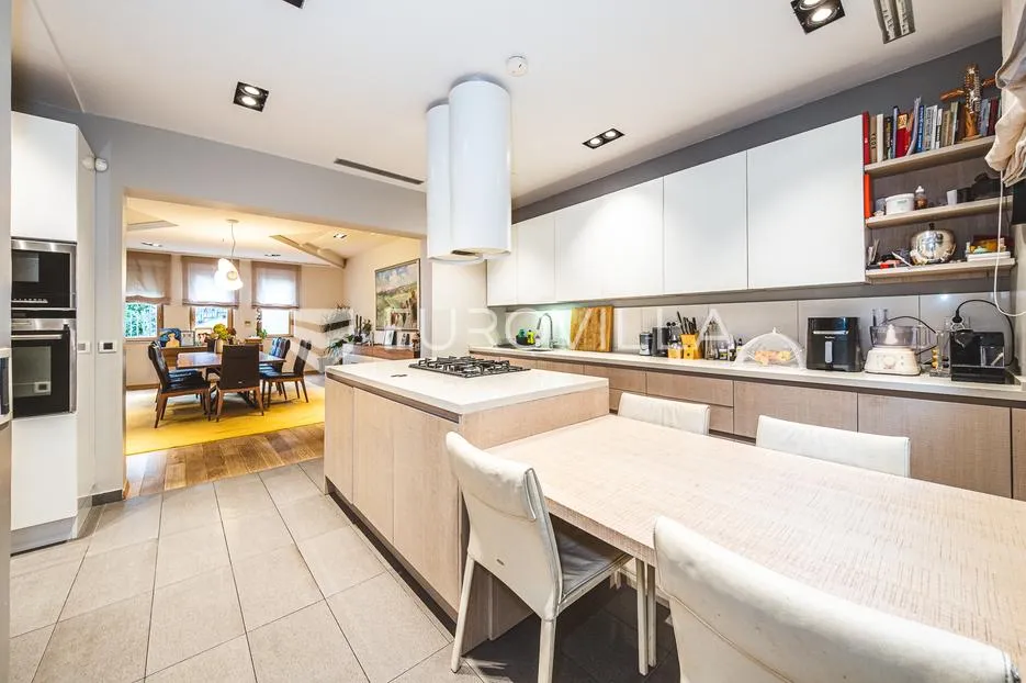 zagreb, gornje prekrižje, ekskluzivna obiteljska vila 376 m² na zemljištu od 704 m² - slika 9
