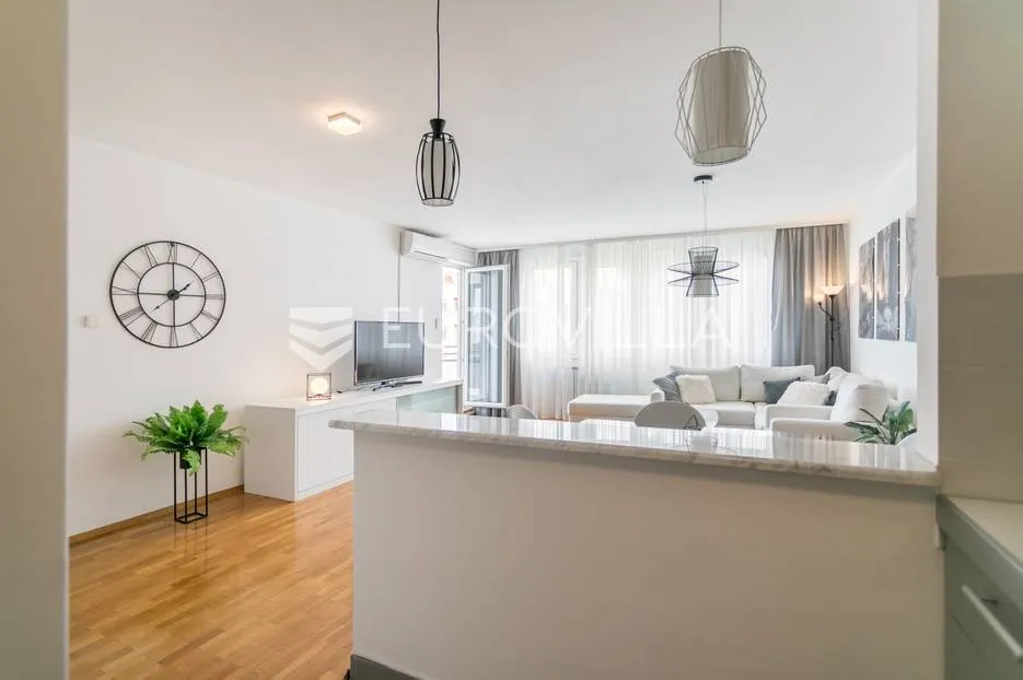 trešnjevka, trakošćanska uređen trosoban stan parking, 90 m² - slika 4
