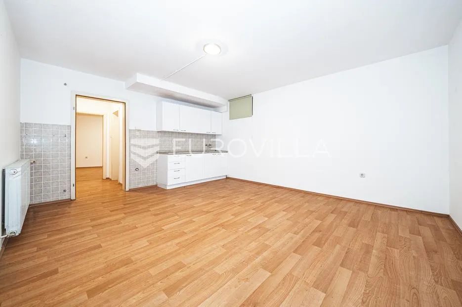 zagreb, pantovčak, peterosoban stan s neto korisnom površinom od 301 m² - slika 30
