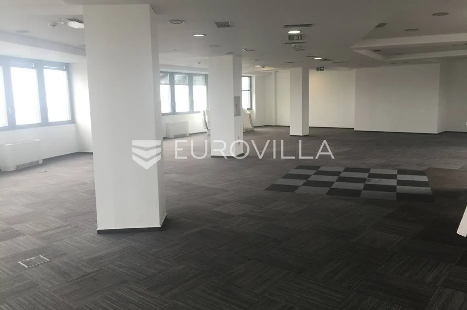 Banjavčićeva, Heinzelova, poslovni prostor uredske namjene 331 m² na 5. katu - Zagreb