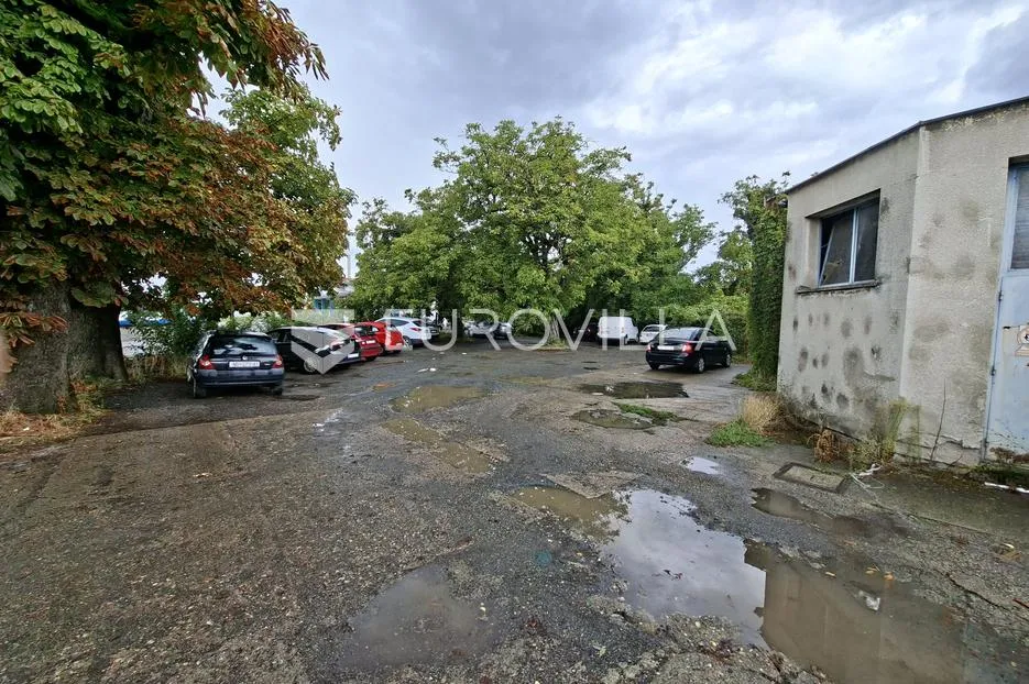 nova gradiška, poslovna zgrada 838 m² s dvorištem 1.121 m² - slika 11