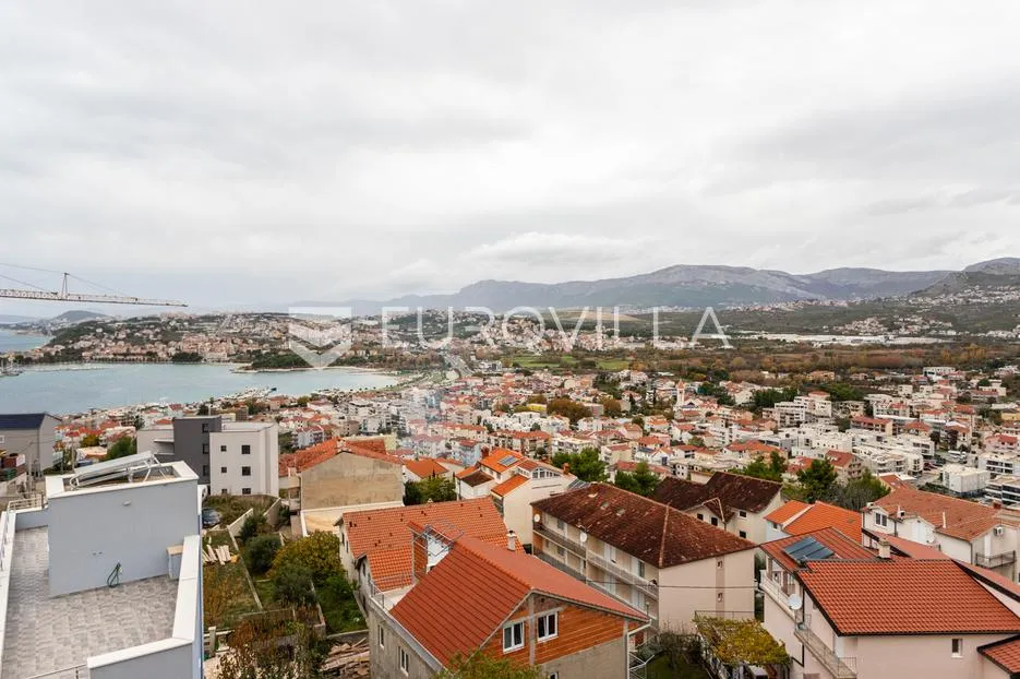 podstrana, dvosoban stan s krovnom terasaom i predivnim pogledom na more - slika 13