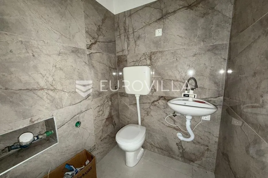 đakovo, korzo, potpuno adaptirani ulični poslovni prostor, 35 m² - slika 8