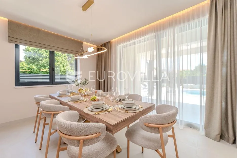 zadar, privlaka, ekskluzivna moderna vila s bazenom i wellness zonom - slika 24