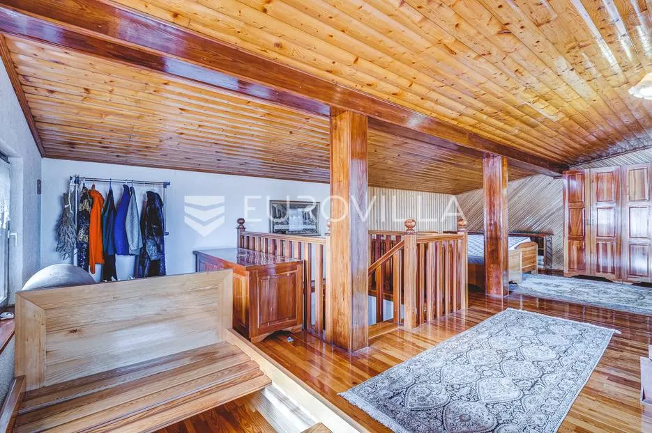 okolica zagreba, donji stupnik stambeno-poslovni objekt sa zemljištem 1230 m2 - slika 6