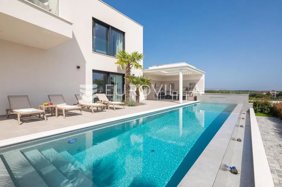 vodice, moderna vila s bazenom i pogledom na more, 332,92 m² - slika 41