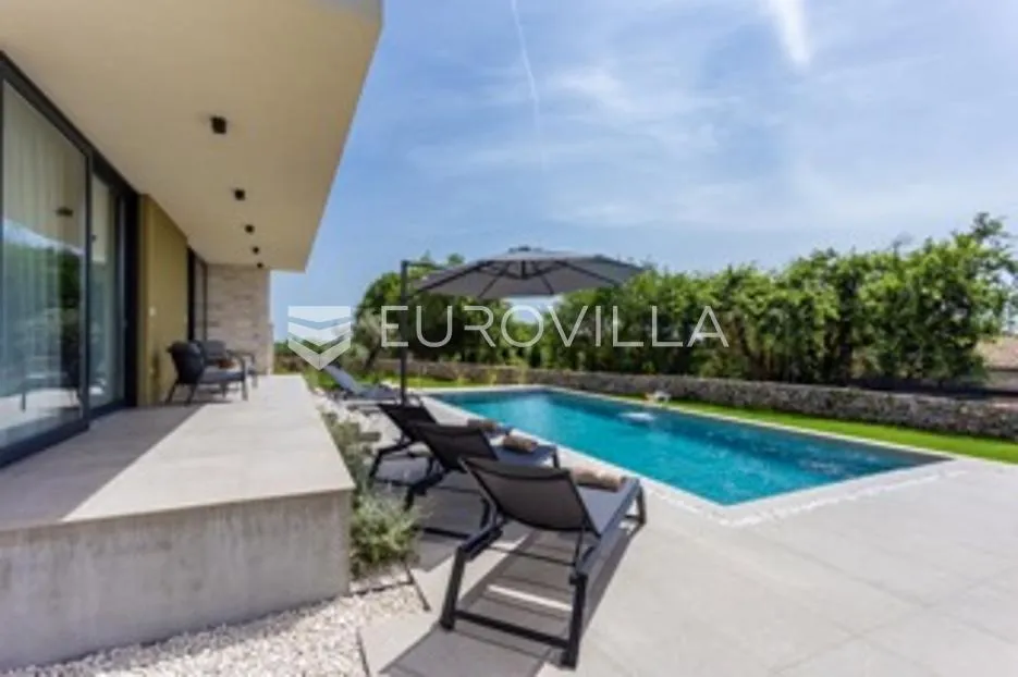 istra, smoljanci, kvalitetna i moderna samostojeća kuća, 208 m², grijani bazen 40 m² - slika 73