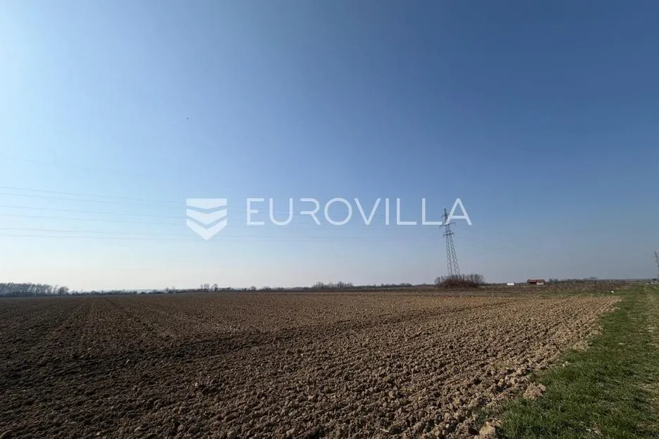 đakovo, industrijska zona, zemljište s pripremom za solarnu elektranu - slika 2
