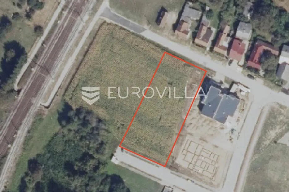 koprivnica, dubovec, građevinsko zemljište površine 2296 m² - slika 1