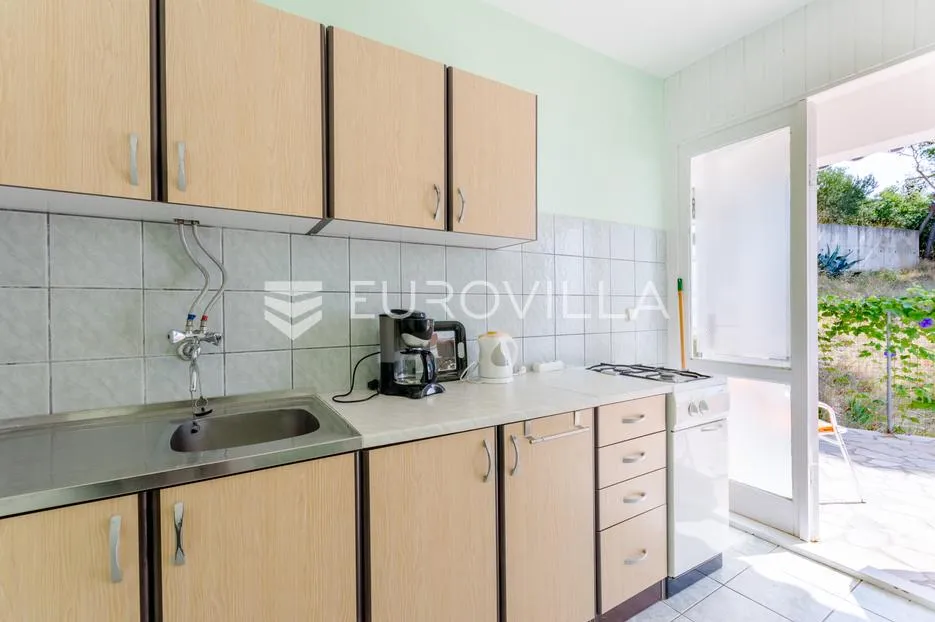 omiš, marušić, prekrasna apartmanska kuća - slika 20