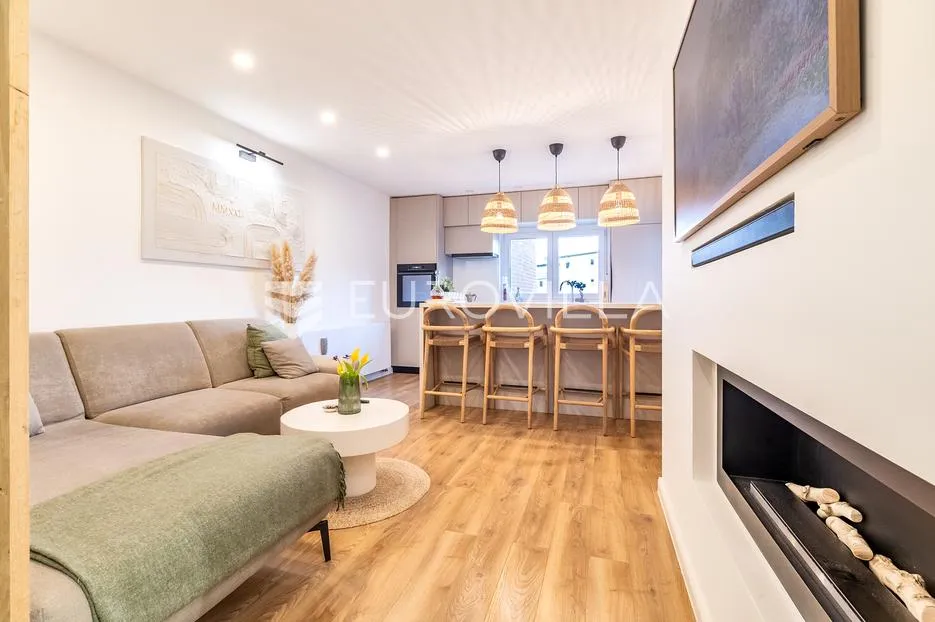 zagreb, jarun, luksuzno uređen trosoban stan 62 m² - slika 2