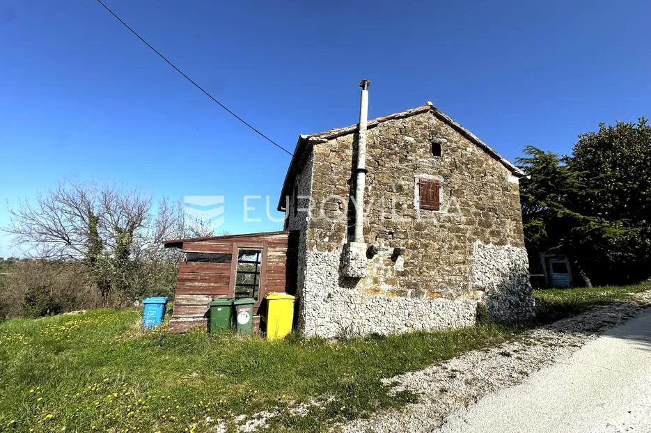 istra, momjan, rijetka prilika kamena kuća s projektom i pogledom na more - slika 13