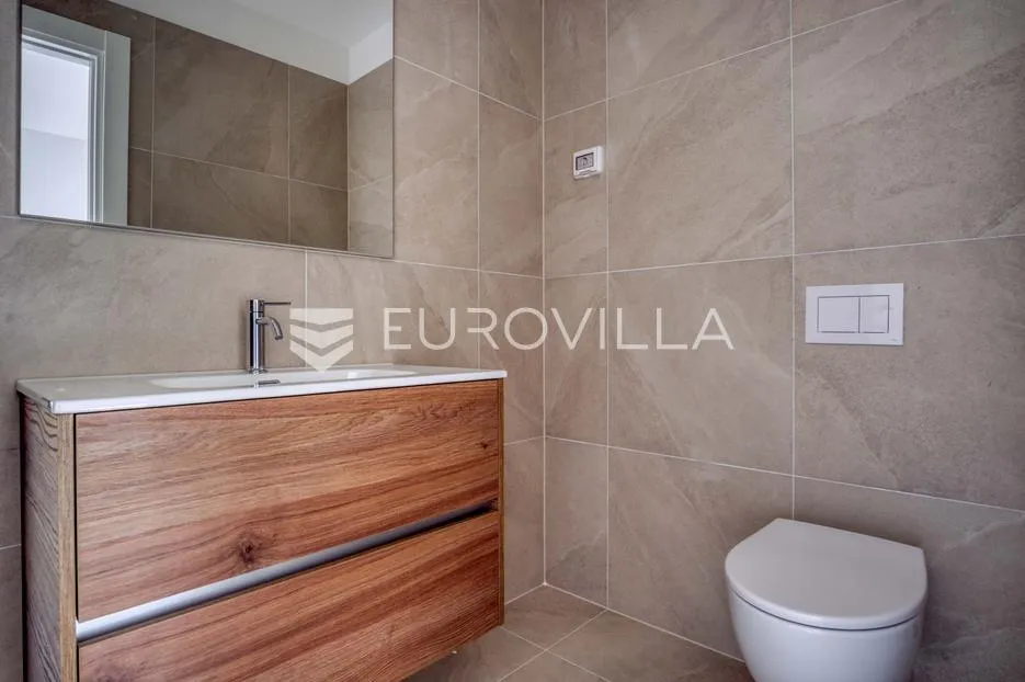 istra, novigrad, stan s dvije spavaće sobe s vrtom u prizemlju 138 m² 2 parkinga - slika 16