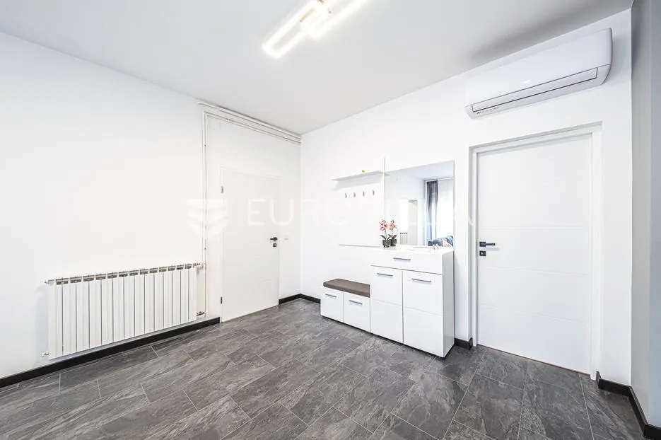 zagreb, dedići, prekrasan stan 100 m², kompletno adaptiran, garaža i panoramski pogled - slika 14