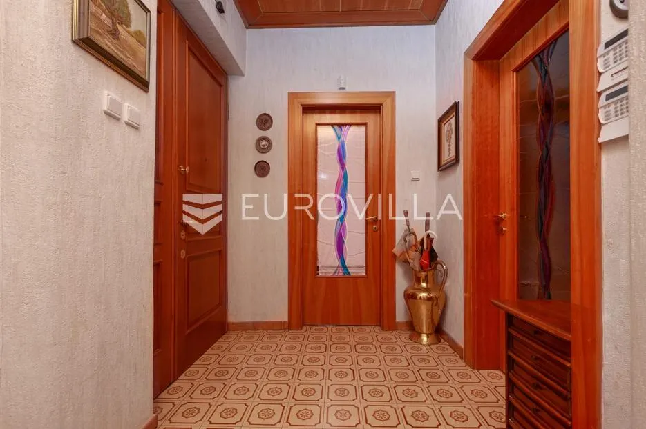 rijeka, kozala, stan veličine 265,54 m² s okućnicom i garažom na odličnoj lokaciji - slika 5