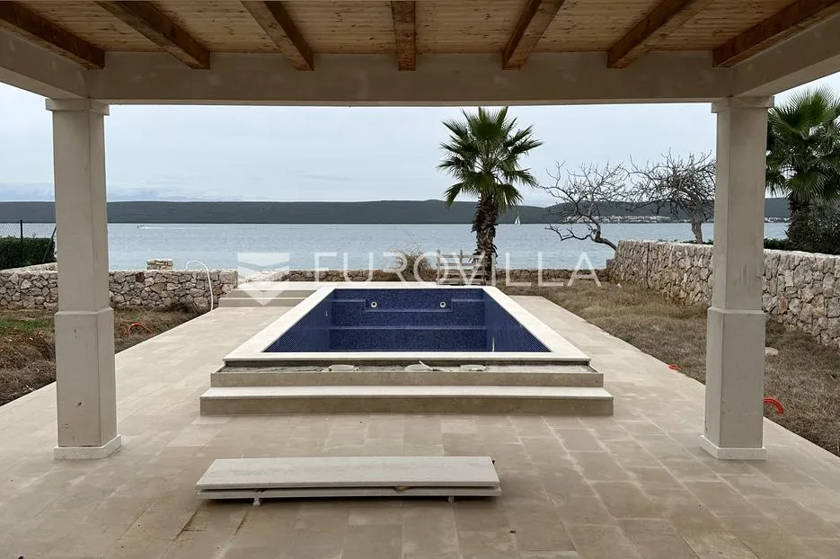 otok pašman, dobropoljana, klasična kamena vila u prvom redu do mora - slika 8