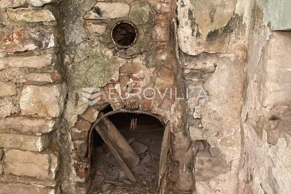 istra, šajini, kamena kuća sa šternom 166m2 za adaptaciju - slika 21