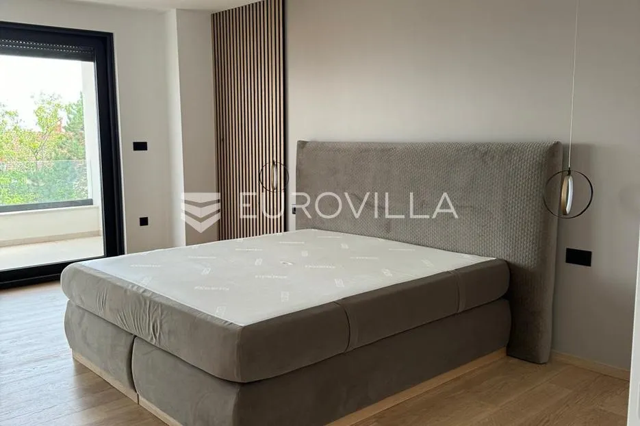 opatija, pobri, troetažni stan u novogradnji 269,38 m² - slika 9