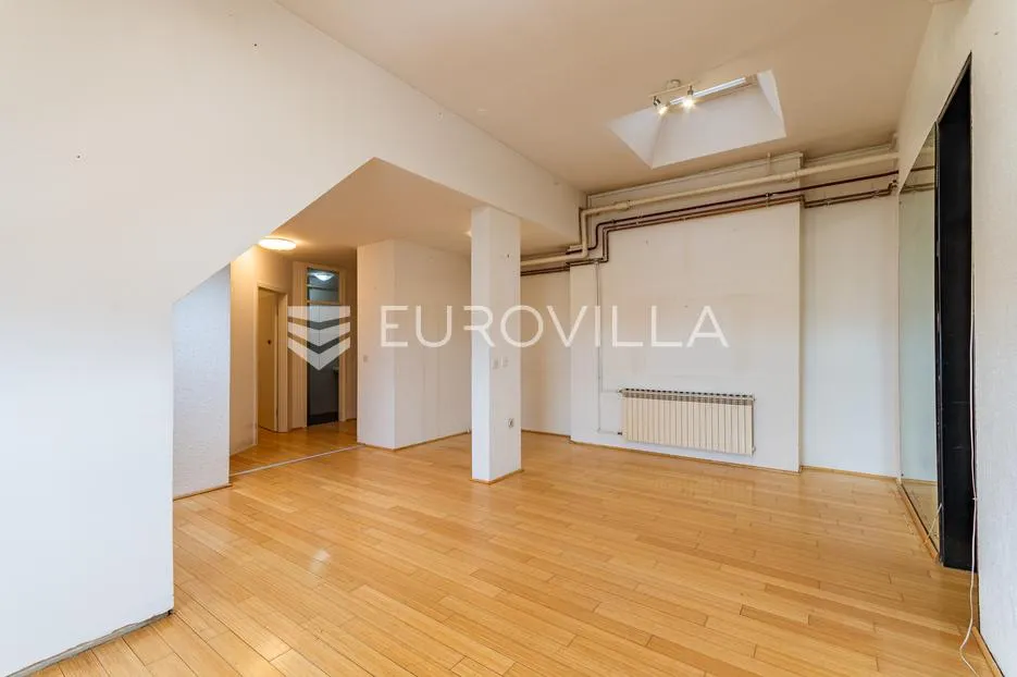 varaždin, centar, prostrani trosoban stan površine 82 m² s očaravajućim pogledom - slika 6