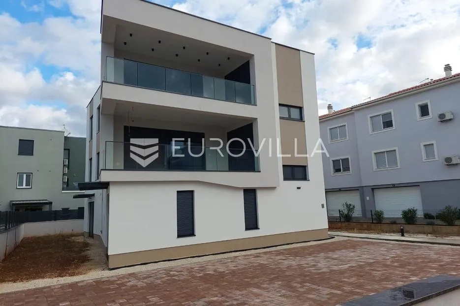 istra, pula, štinjan, trosoban stan vrhunske kvalitete, 950 m od plaže - slika 21