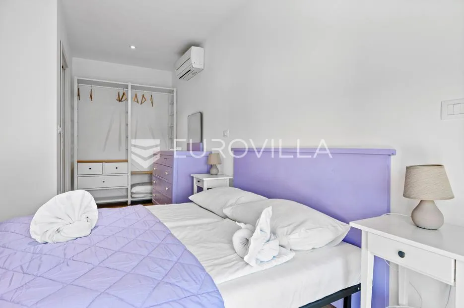 istra, volme, vila s pogledom na more, mirna lokacija u zatvorenom kompleksu - slika 18