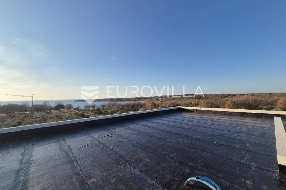 istra, poreč, luksuzna vila na 400m od mora - slika 32